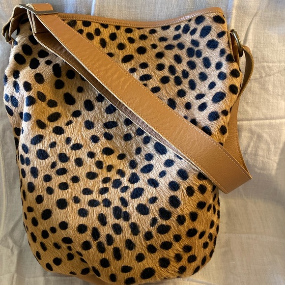 NWOT Handbag  Snap Closure  Interior & Exterior Pockets with Zippers Made In USA - Picture 3 of 7